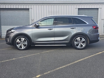 Used Kia Sorento 2018 for sale - 76029303: Photo 2