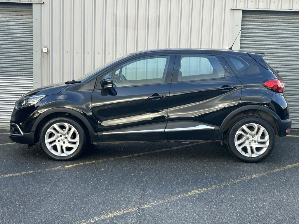 Used Renault Captur 2016 for sale - 76395874: Photo 2