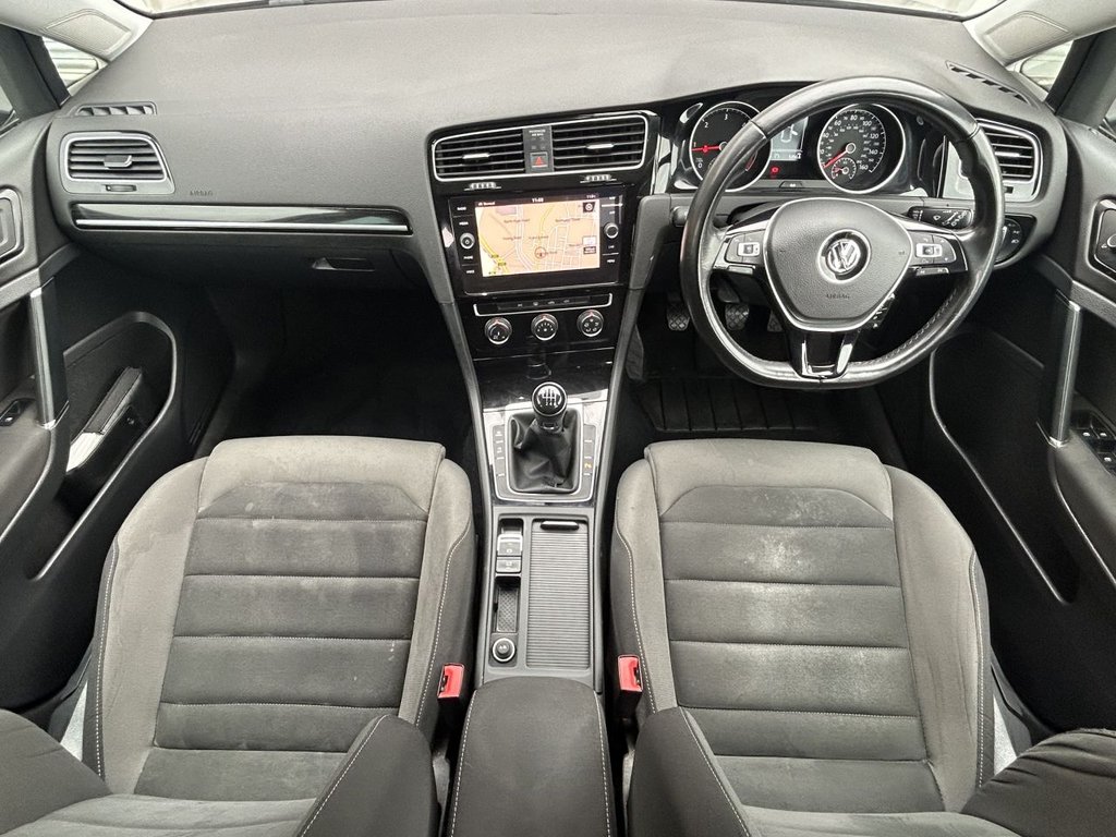 Used Volkswagen Golf 2017 for sale - 76406278: Photo 10