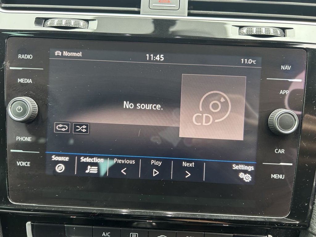 Used Volkswagen Golf 2017 for sale - 76406278: Photo 18