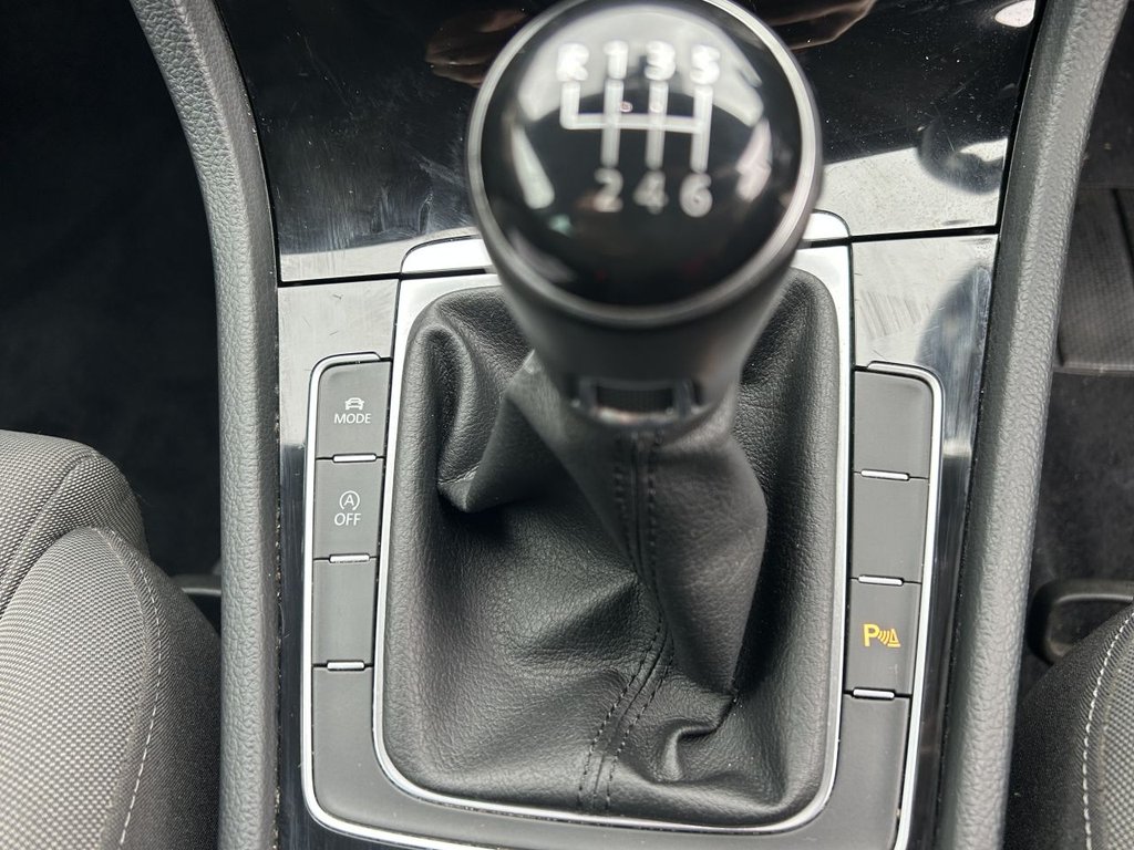 Used Volkswagen Golf 2017 for sale - 76406278: Photo 21