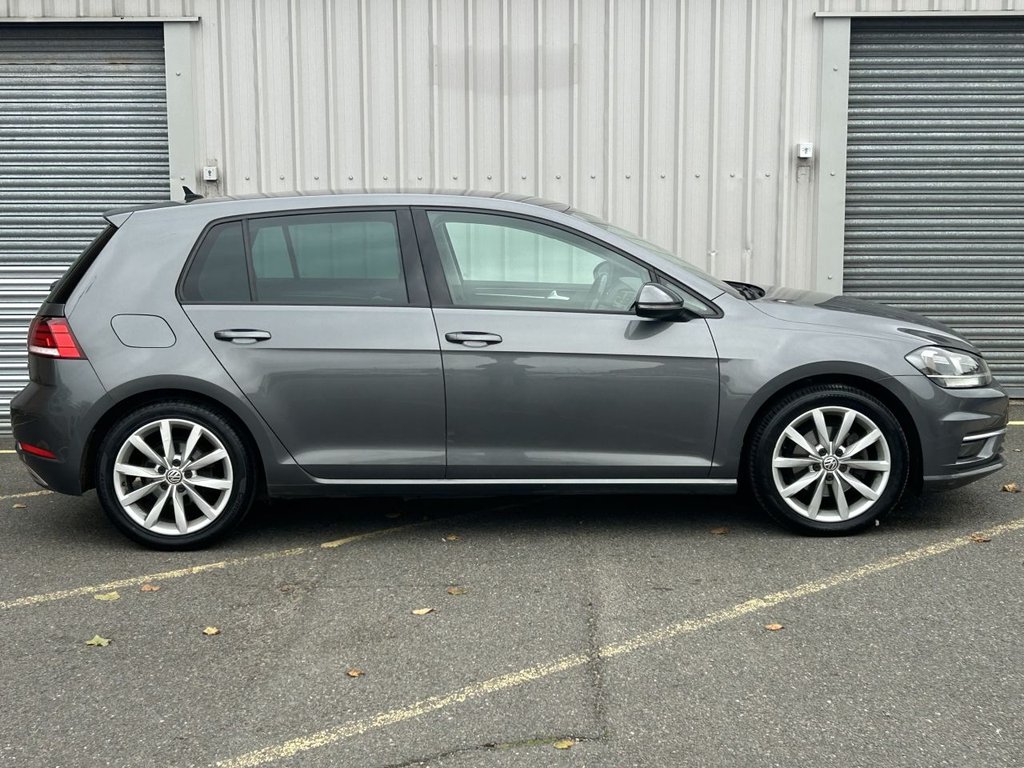 Used Volkswagen Golf 2017 for sale - 76406278: Photo 6