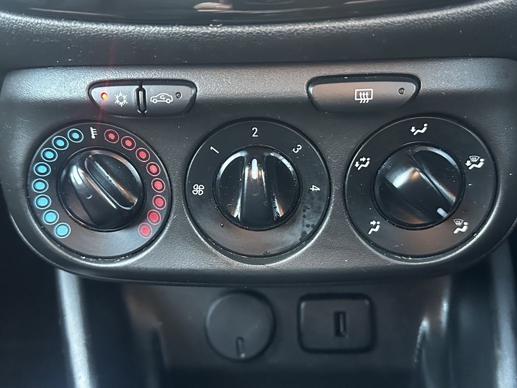 Used Vauxhall Corsa 2017 for sale - 76901003: Photo 19