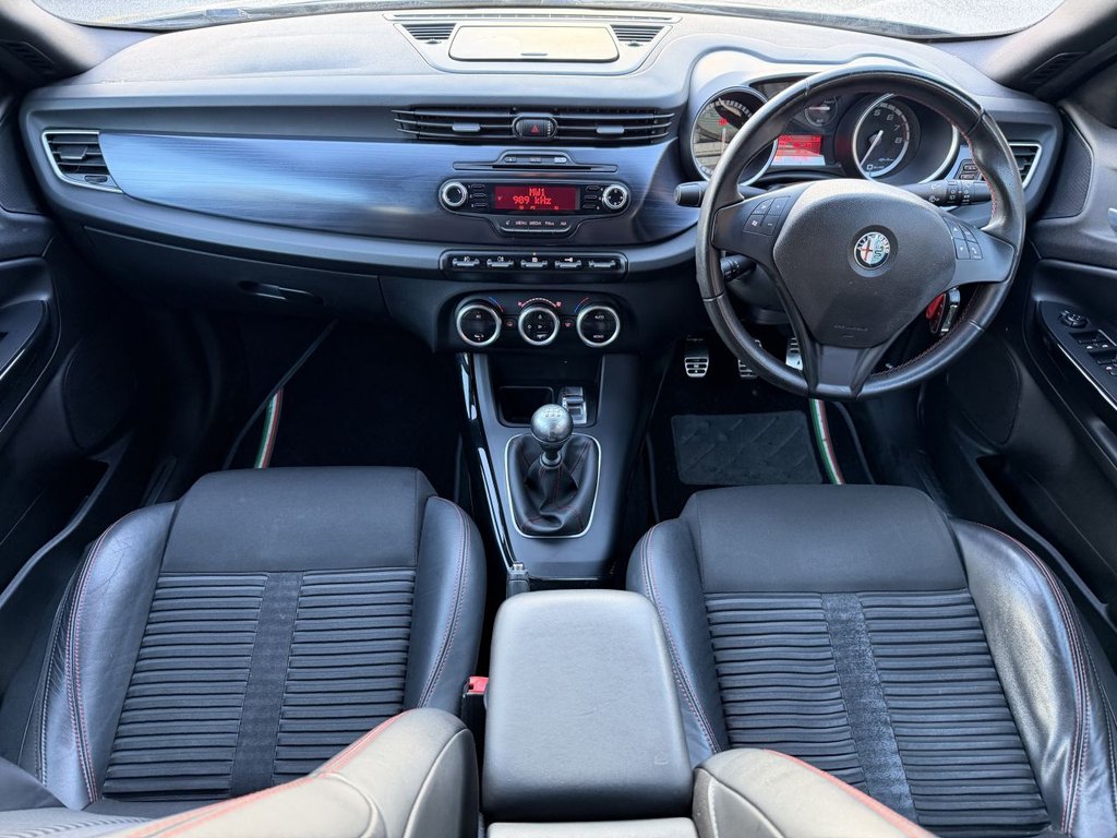 Used Alfa Romeo Giulietta 2011 for sale - 76698108: Photo 10