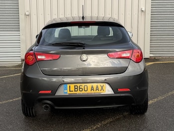 Used Alfa Romeo Giulietta 2011 for sale - 76698108: Photo