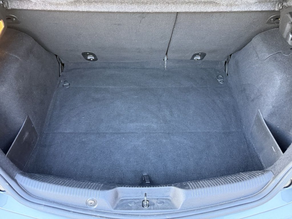 Used Alfa Romeo Giulietta 2011 for sale - 76698108: Photo 9