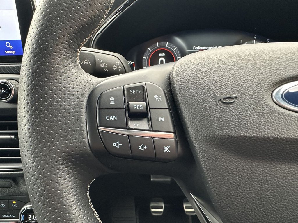 Used Ford Focus 2021 for sale - 76406275: Photo 11