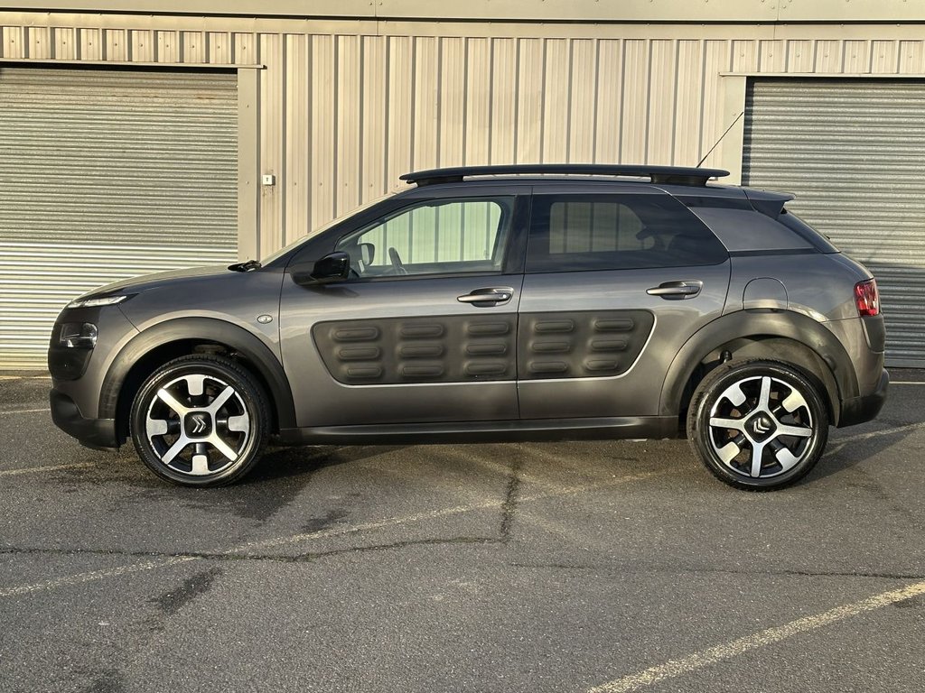 Used Citroen C4 Cactus 2017 for sale - 77064896: Photo 2