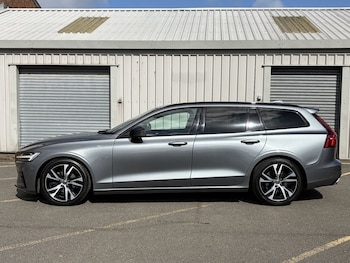 Used Volvo V60 2020 for sale - 78110321: Photo