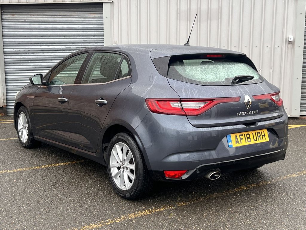 Used Renault Megane 2018 for sale - 78030048: Photo 3