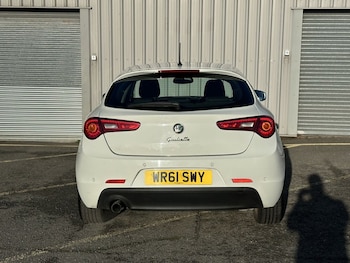 Used Alfa Romeo Giulietta 2011 for sale - 76783708: Photo