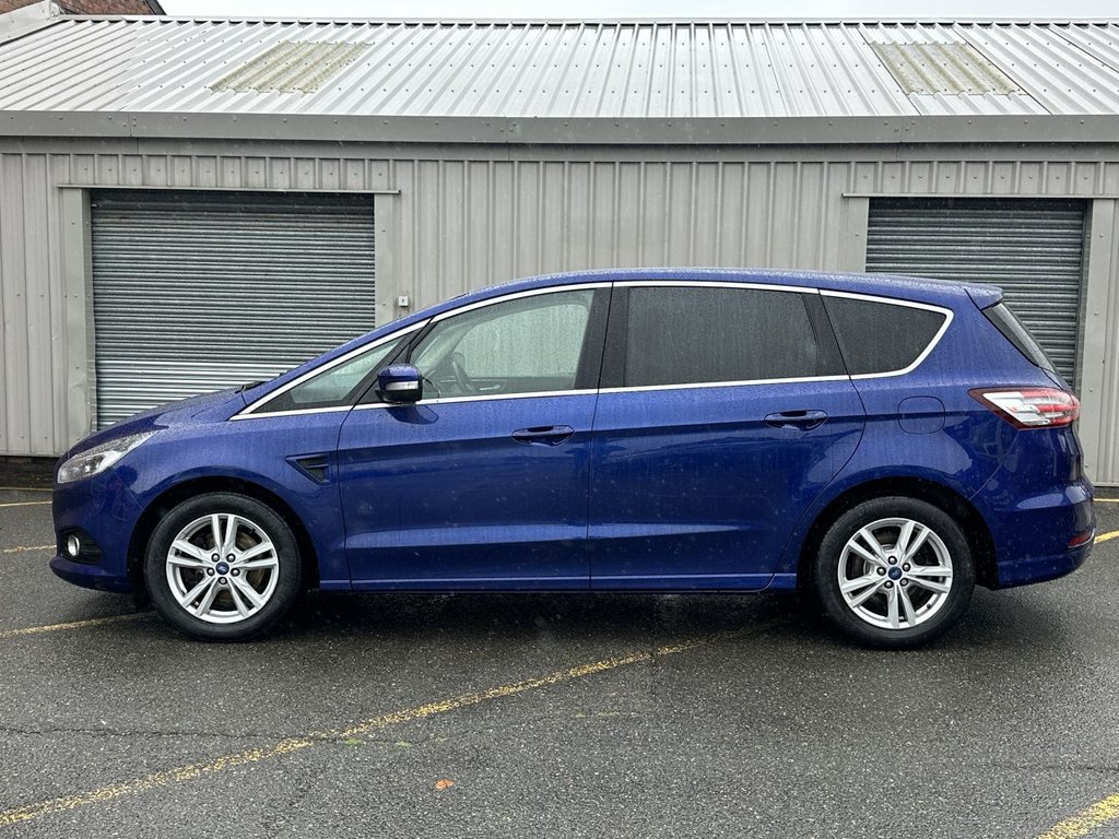 Used Ford S-Max 2016 for sale - 76245120: Photo 2