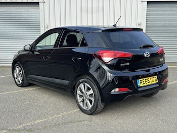 Used Hyundai i20 2016 for sale - 77734294: Photo