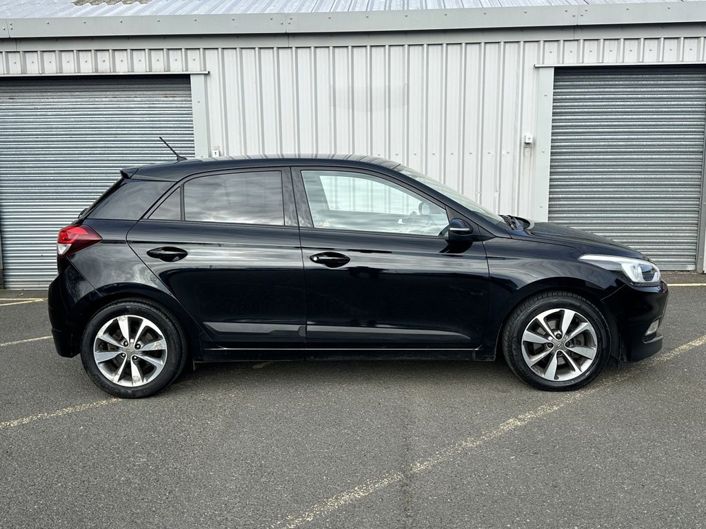 Used Hyundai i20 2016 for sale - 77734294: Photo 6