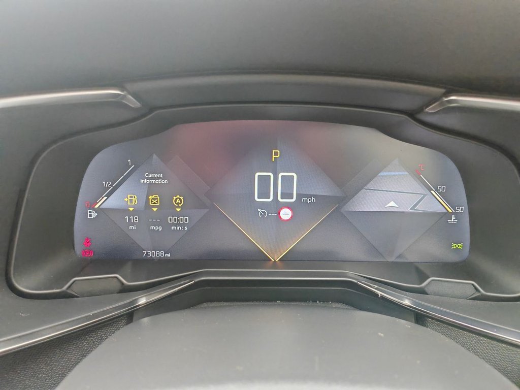 Used DS Automobiles DS 7 Crossback 2018 for sale - 76105541: Photo 15
