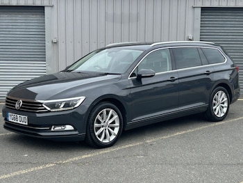 Volkswagen - Passat