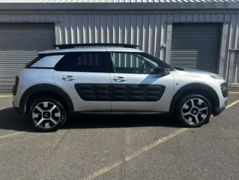 Used Citroen C4 Cactus 2017 for sale - 74947129: Photo