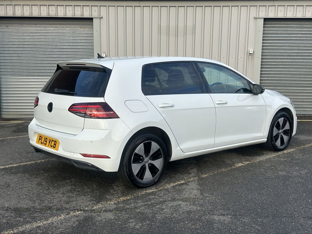 Used Volkswagen Golf 2019 for sale - 76797717: Photo 5