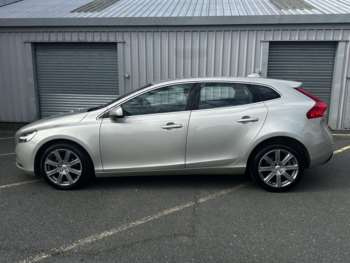 Used Volvo V40 2016 for sale - 75171402: Photo