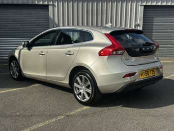 Used Volvo V40 2016 for sale - 75171402: Photo