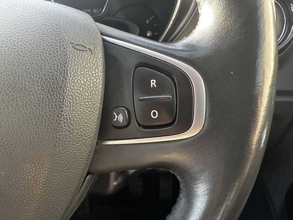 Used Renault Captur 2017 for sale - 76909810: Photo 18