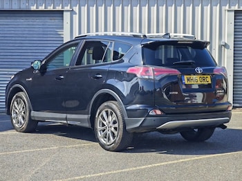 Used Toyota RAV4 2016 for sale - 75111461: Photo