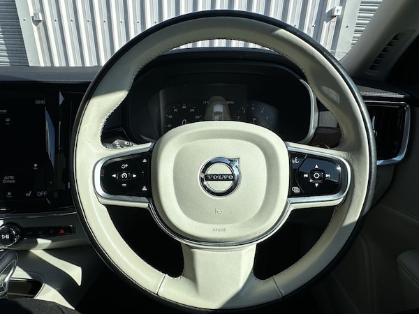 Used Volvo V90 2019 for sale - 74277296: Photo 10