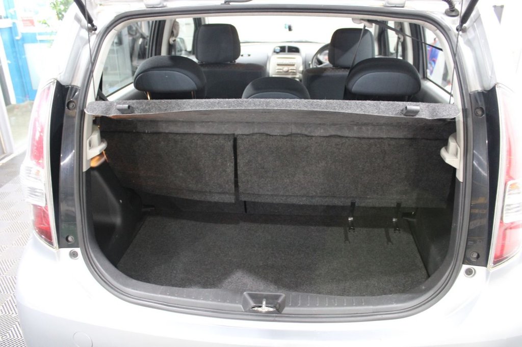 Used Daihatsu Sirion 2010 for sale - 77072472: Photo 16