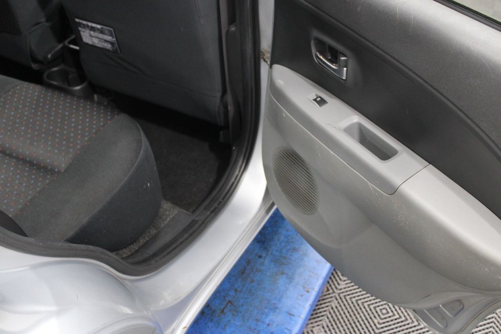 Used Daihatsu Sirion 2010 for sale - 77072472: Photo 21