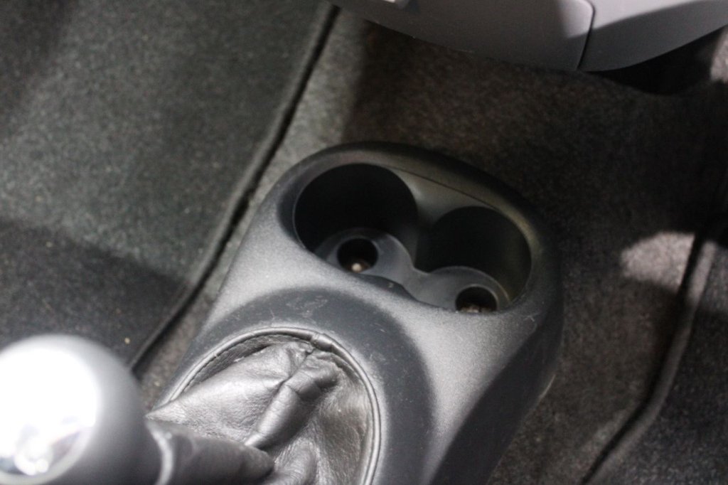 Used Daihatsu Sirion 2010 for sale - 77072472: Photo 28