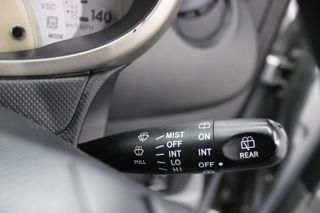 Used Daihatsu Sirion 2010 for sale - 77072472: Photo 32