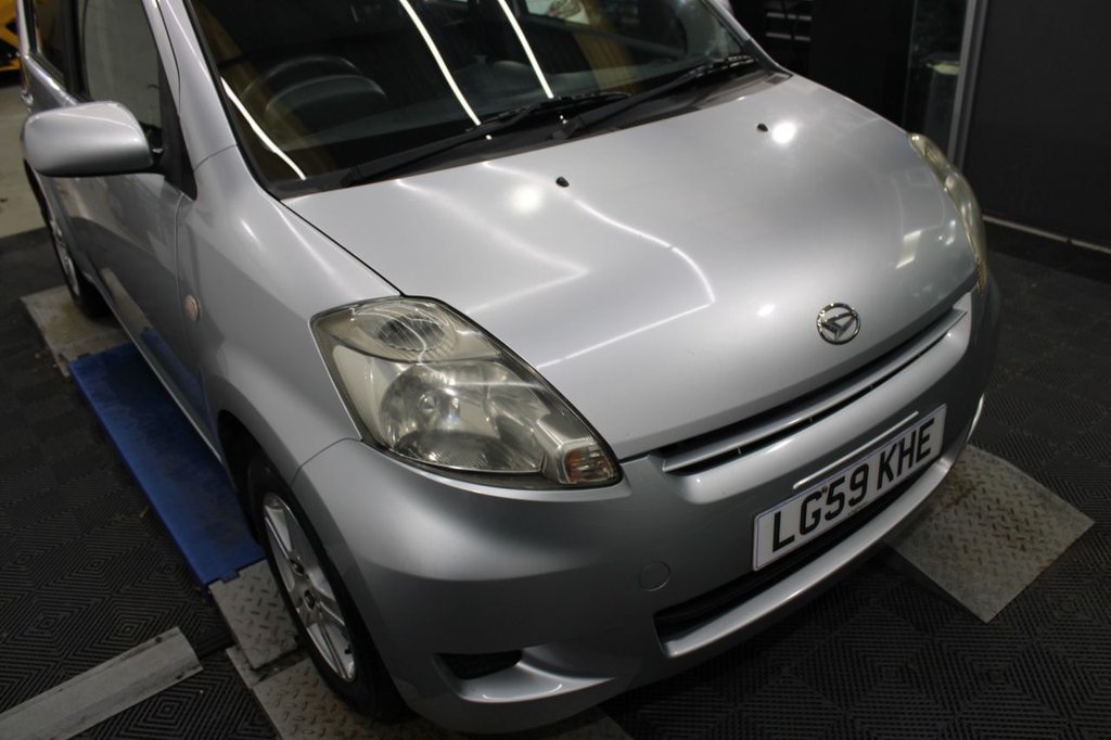 Used Daihatsu Sirion 2010 for sale - 77072472: Photo 9