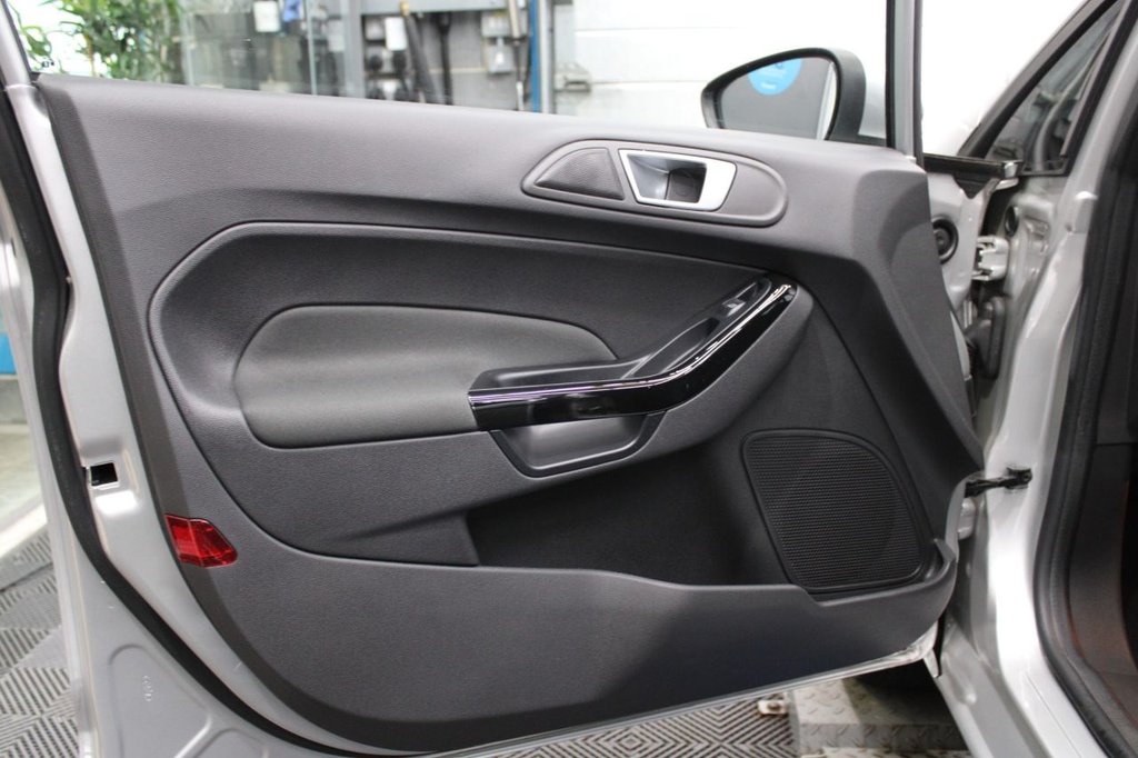 Used Ford Fiesta 2017 for sale - 76867674: Photo 18