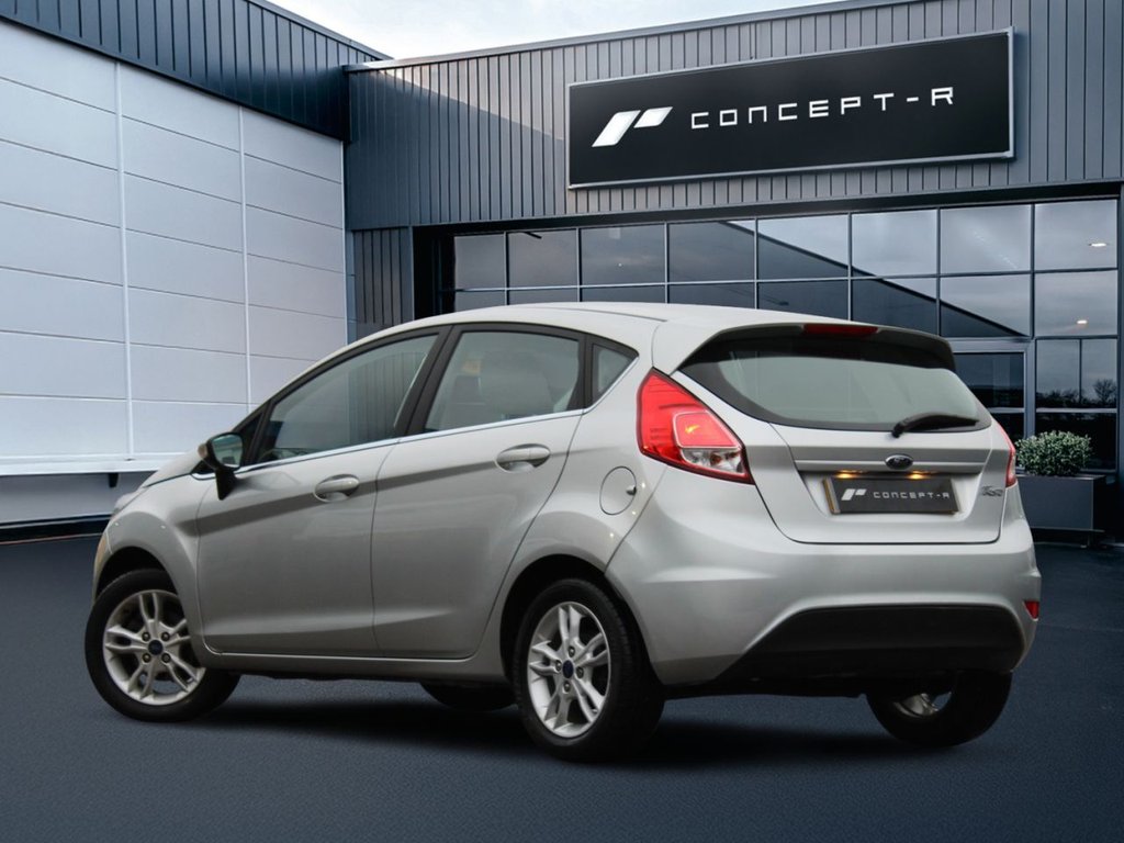 Used Ford Fiesta 2017 for sale - 76867674: Photo 2