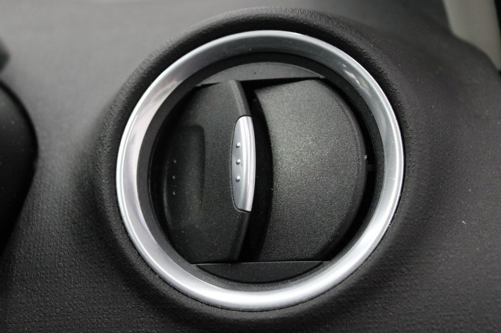 Used Ford Fiesta 2017 for sale - 76867674: Photo 44