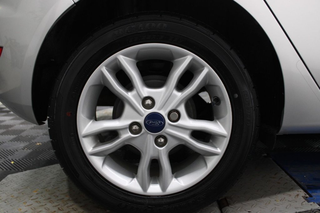 Used Ford Fiesta 2017 for sale - 76867674: Photo 8