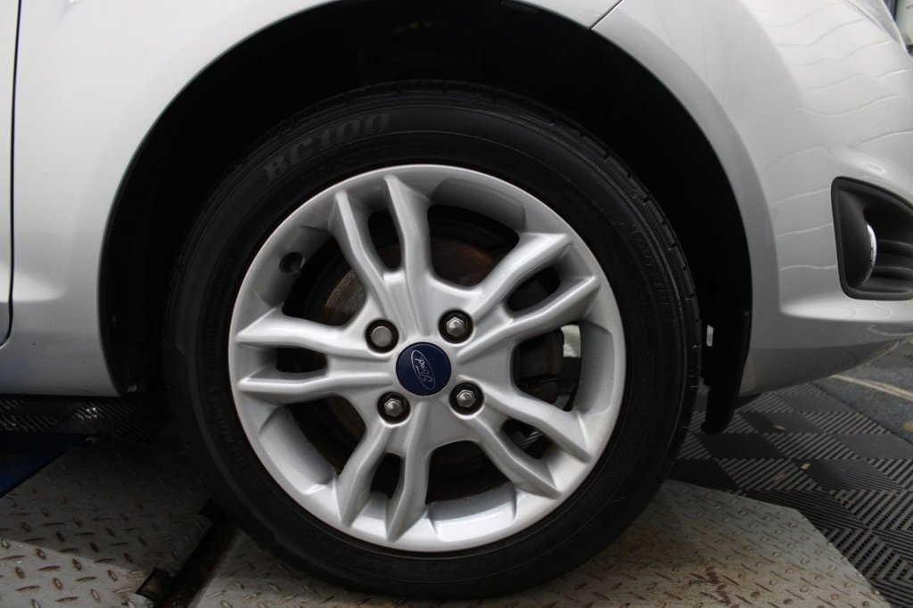 Used Ford Fiesta 2017 for sale - 76867674: Photo 9