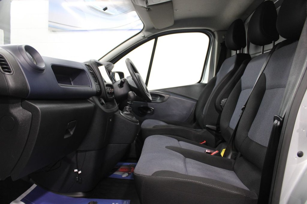 Used Vauxhall Vivaro 2017 for sale - 76698406: Photo 14
