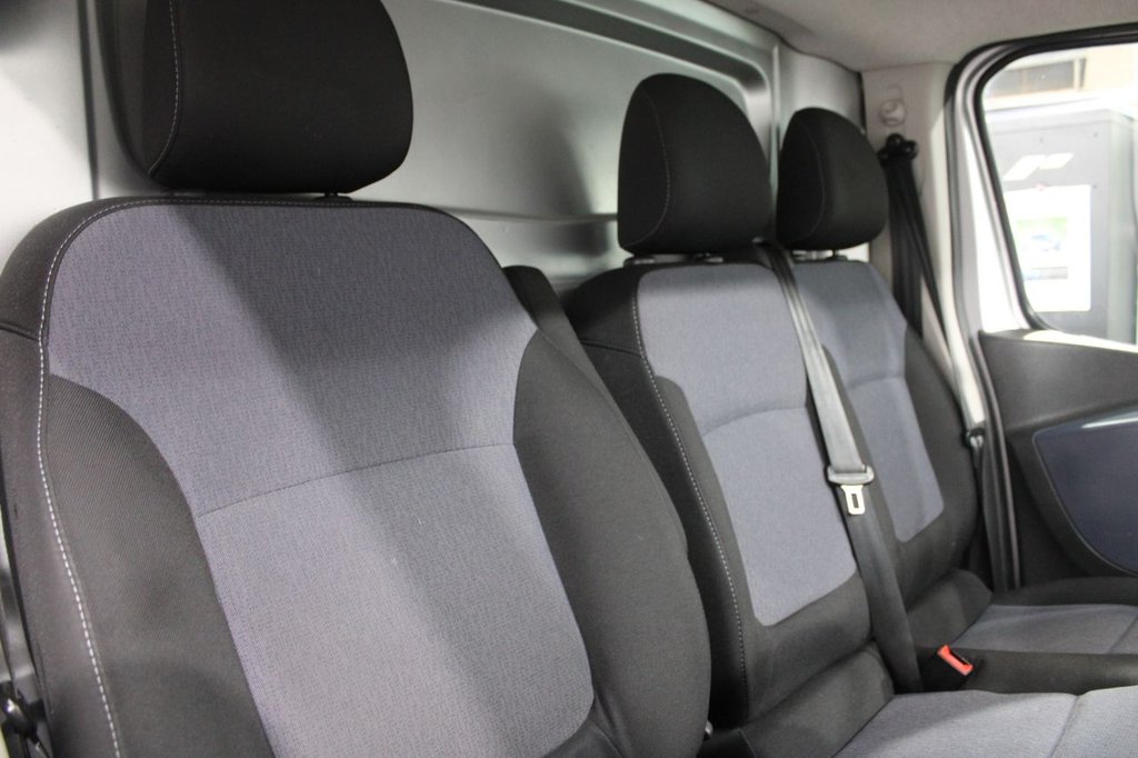 Used Vauxhall Vivaro 2017 for sale - 76698406: Photo 21