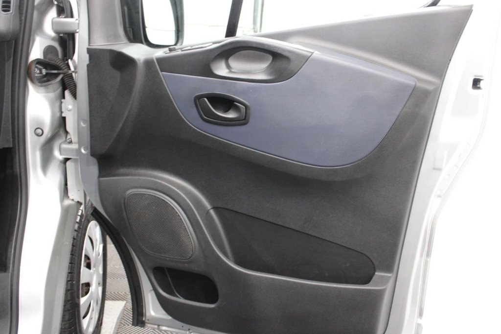 Used Vauxhall Vivaro 2017 for sale - 76698406: Photo 24