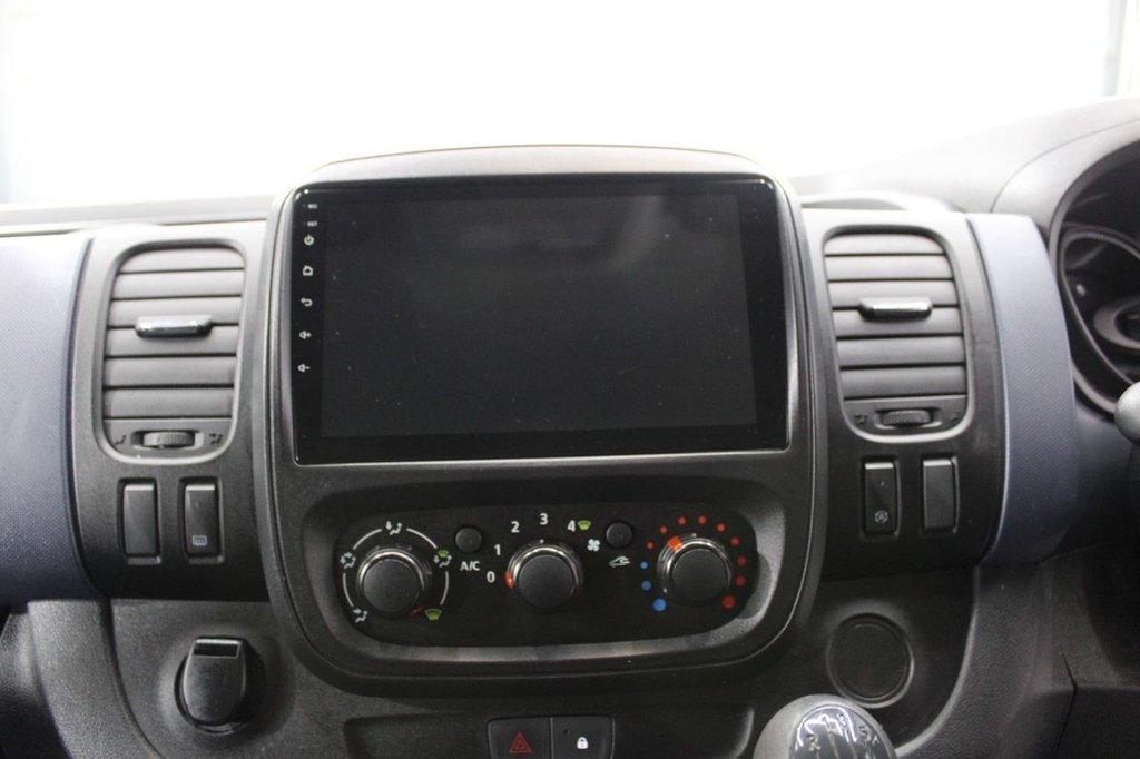 Used Vauxhall Vivaro 2017 for sale - 76698406: Photo 25