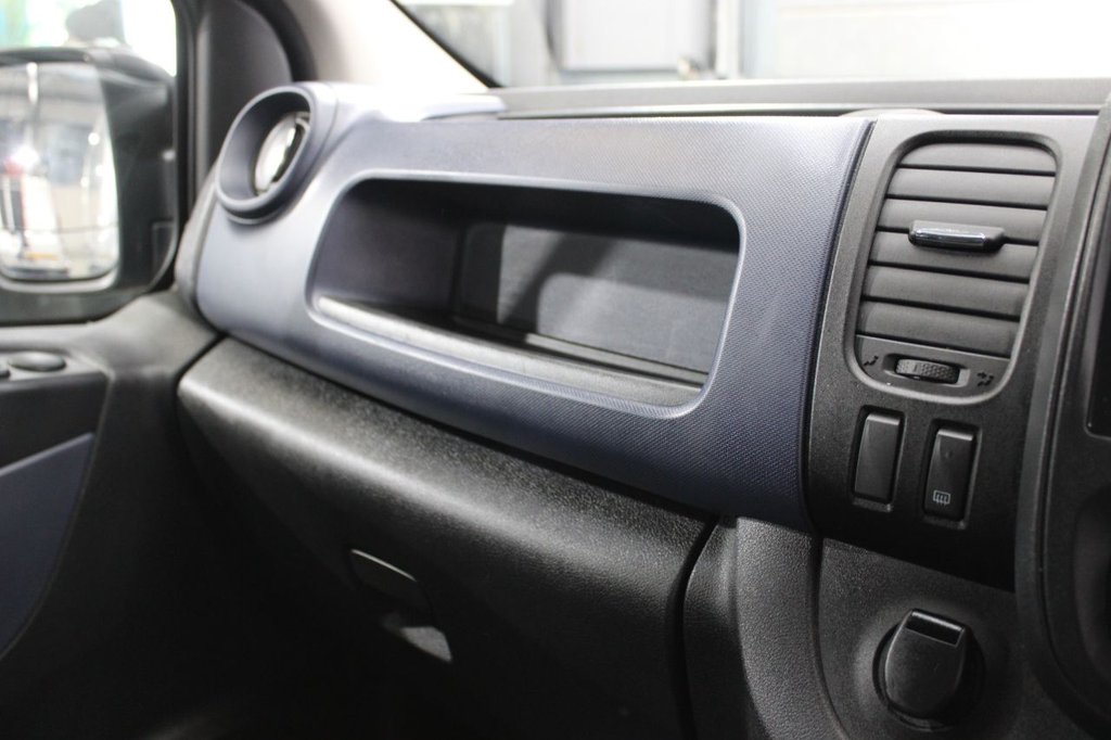Used Vauxhall Vivaro 2017 for sale - 76698406: Photo 27