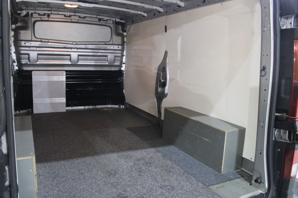 Used Vauxhall Vivaro 2017 for sale - 76698406: Photo 45