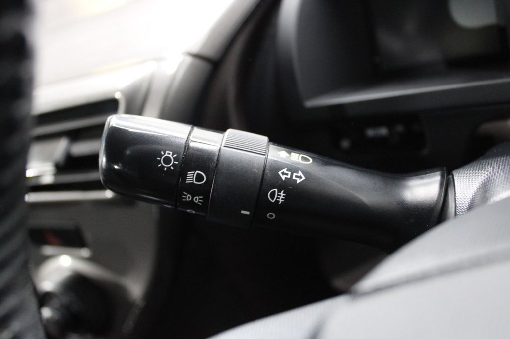 Used Toyota IQ 2010 for sale - 77231892: Photo 30