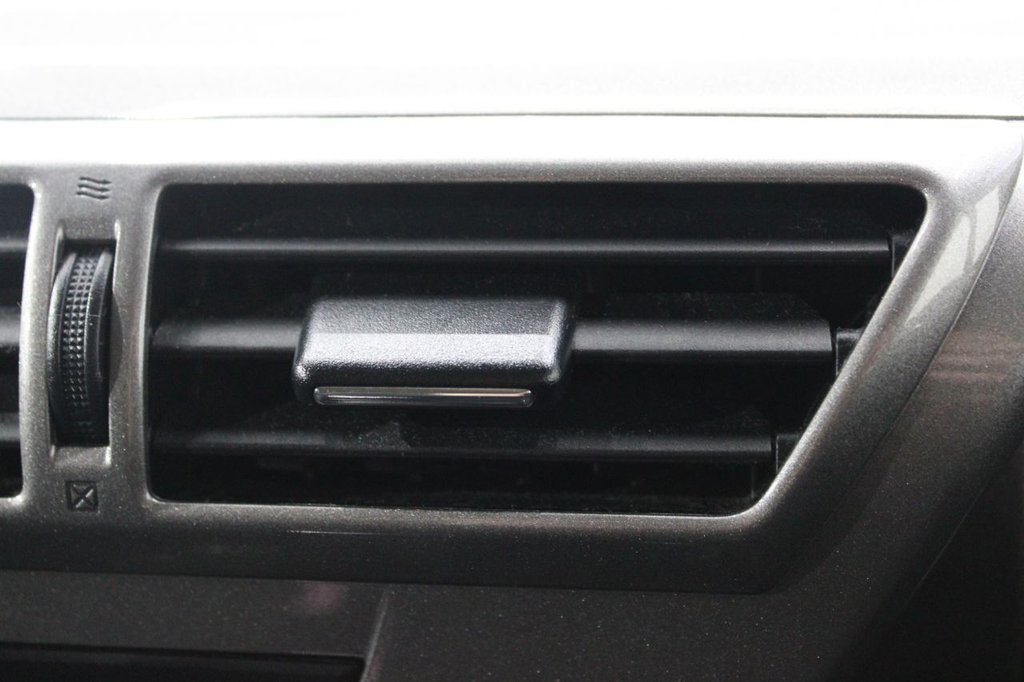 Used Toyota IQ 2010 for sale - 77231892: Photo 34