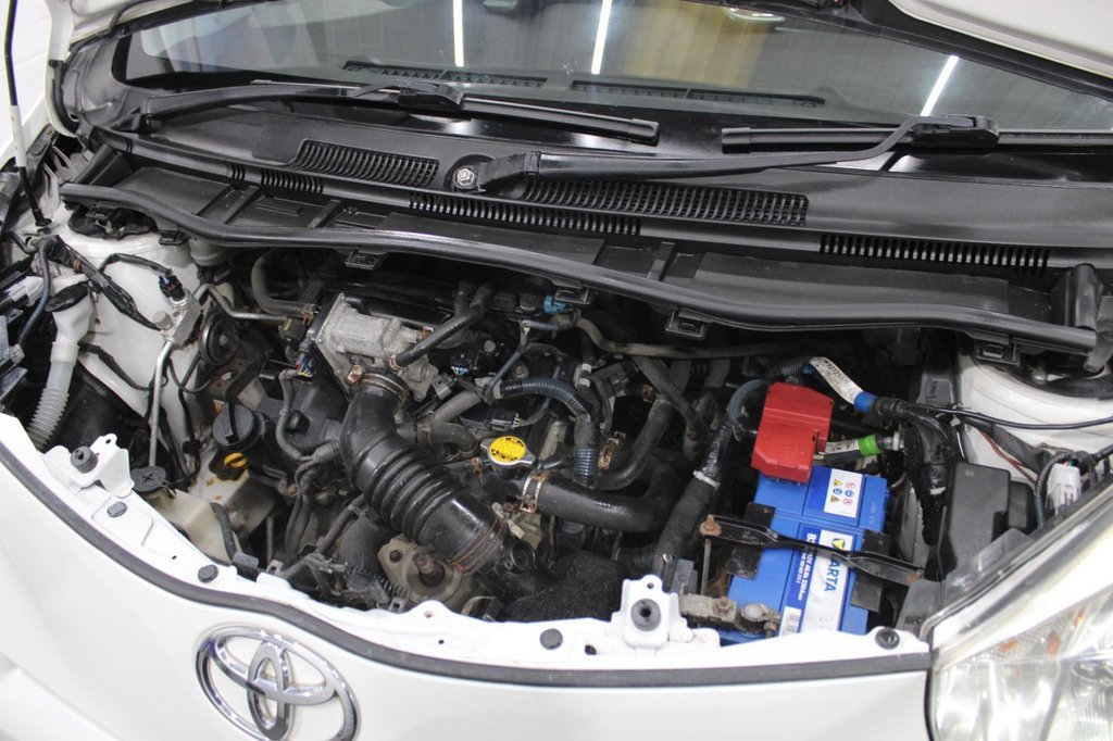 Used Toyota IQ 2010 for sale - 77231892: Photo 45