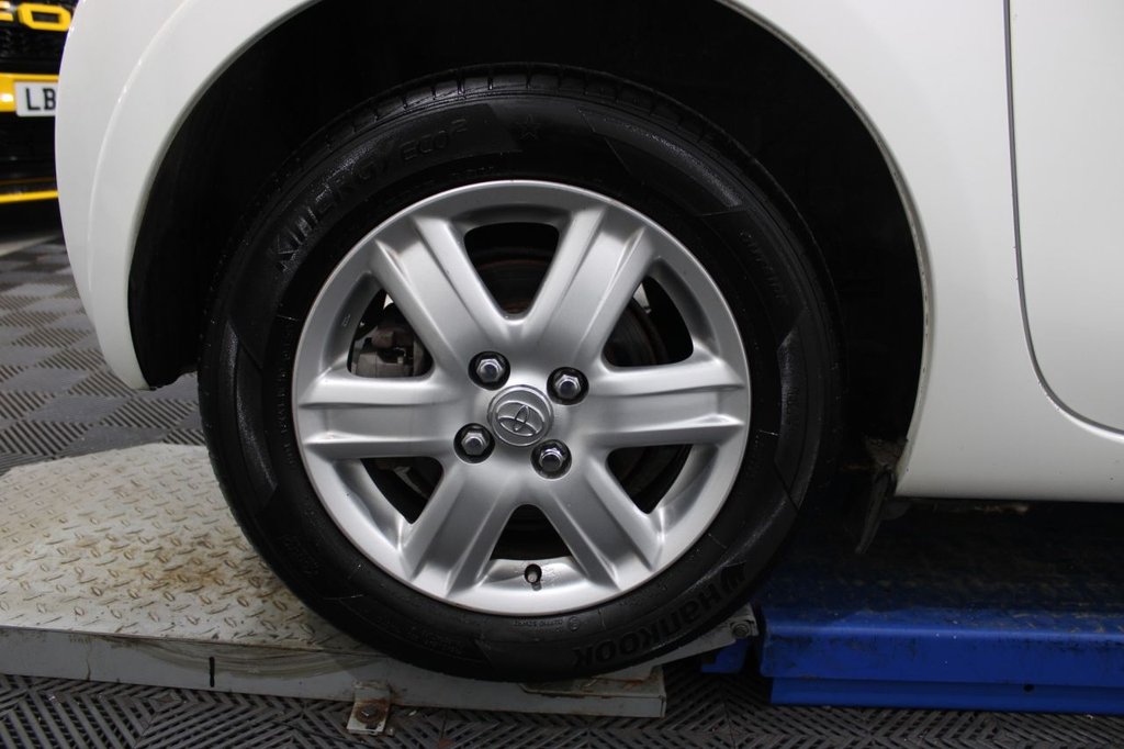 Used Toyota IQ 2010 for sale - 77231892: Photo 8