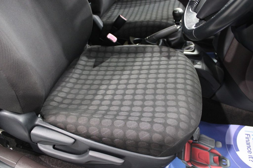 Used Toyota IQ 2010 for sale - 77383966: Photo 21