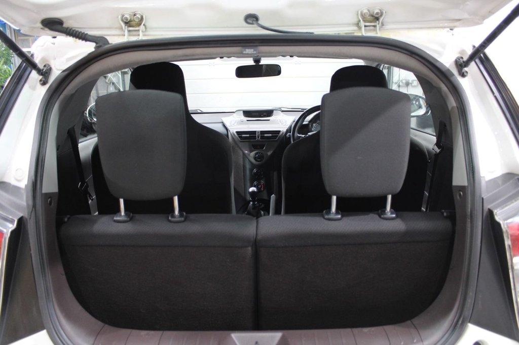 Used Toyota IQ 2010 for sale - 77383966: Photo 26