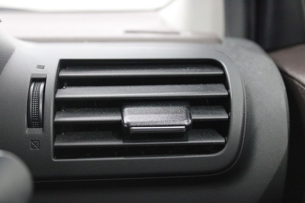 Used Toyota IQ 2010 for sale - 77383966: Photo 33